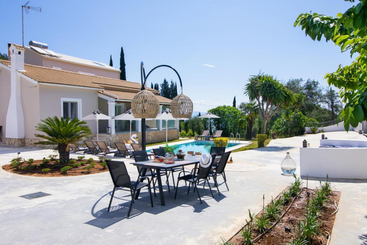 Grande Terra Villas With Swimming Pool Spartylas Exteriér fotografie
