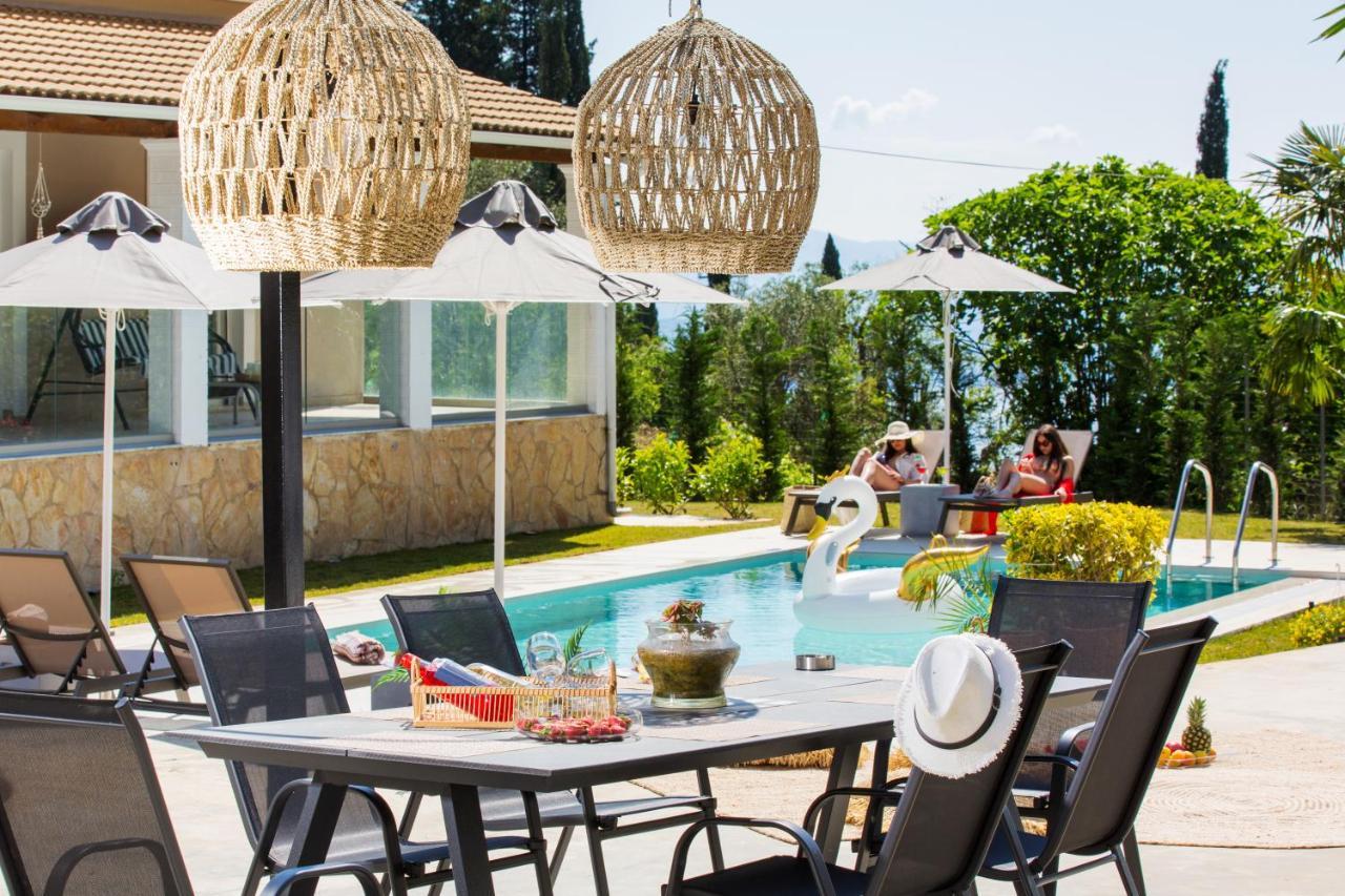 Grande Terra Villas With Swimming Pool Spartylas Exteriér fotografie